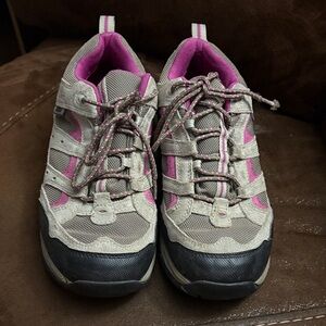 L.L. Bean Women's Athletic Shoes - Pink and Tan